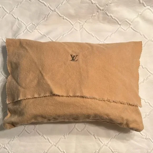 Authentic Louis Vuitton Damier Sarrai Bag - Picture 14 of 16